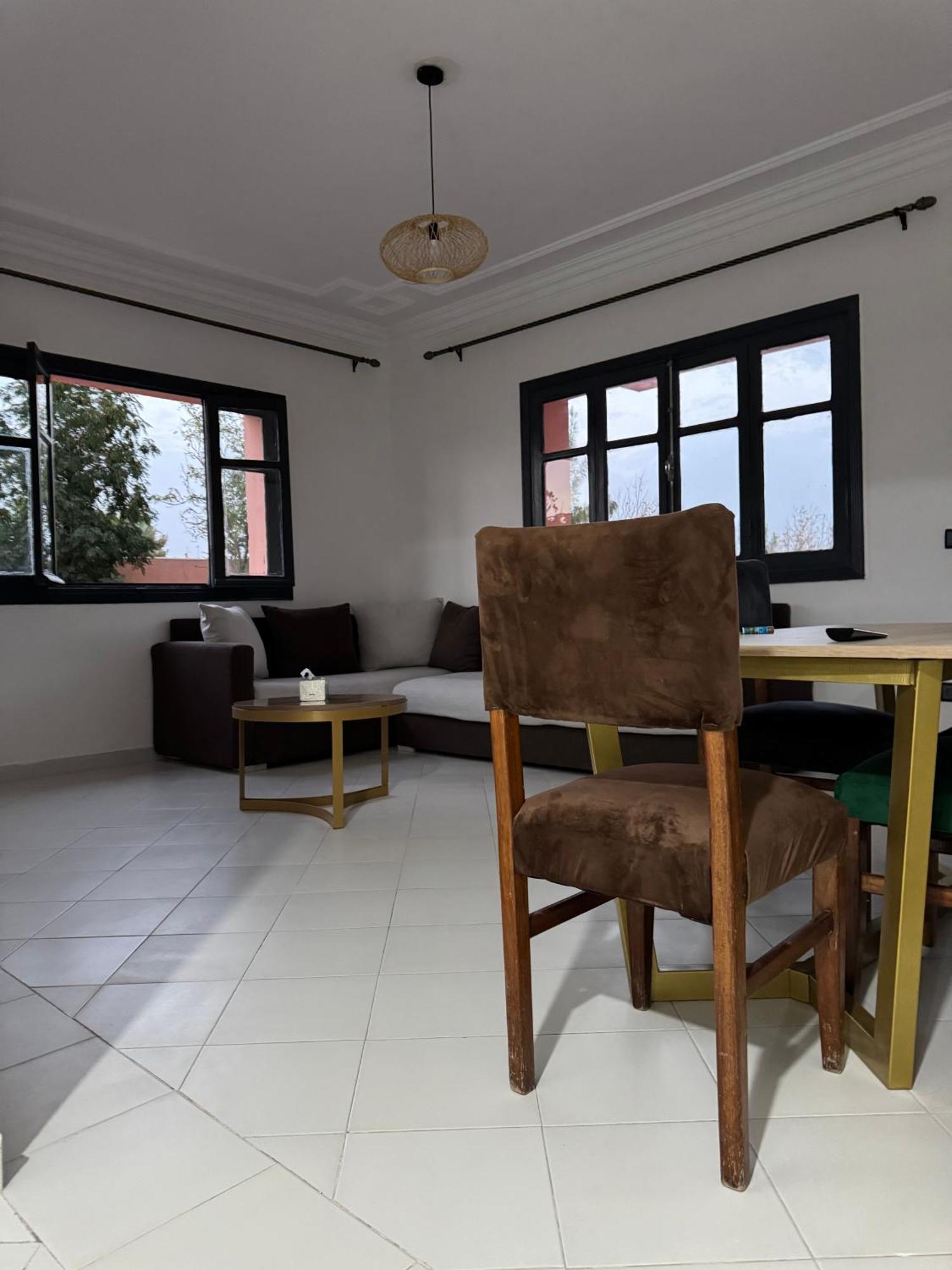 Le Luxuriant Apartment *