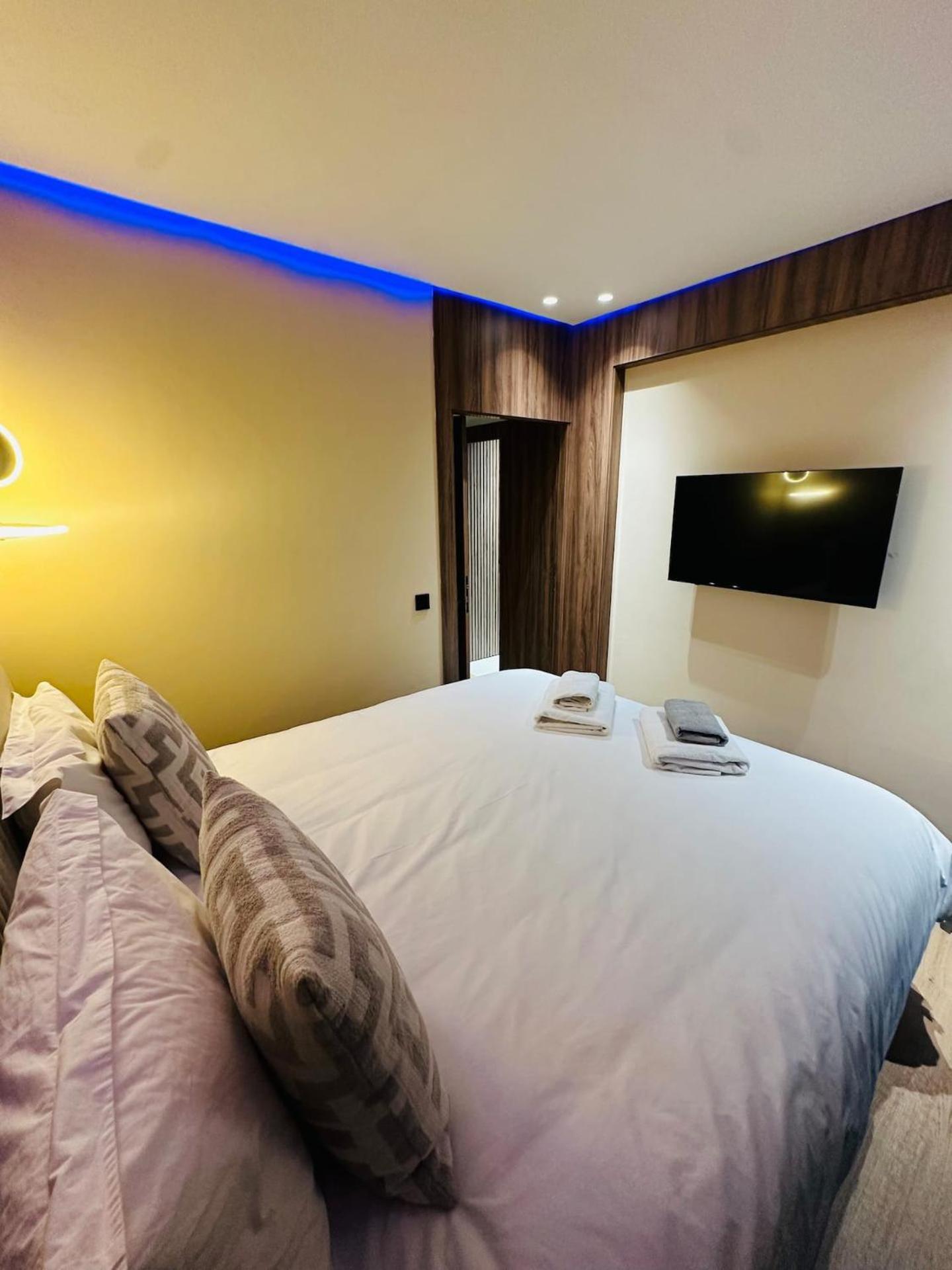 Style 1 Apartment *
