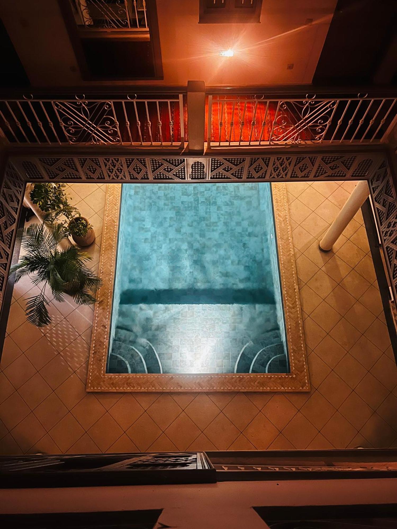 Bibazia Riad *