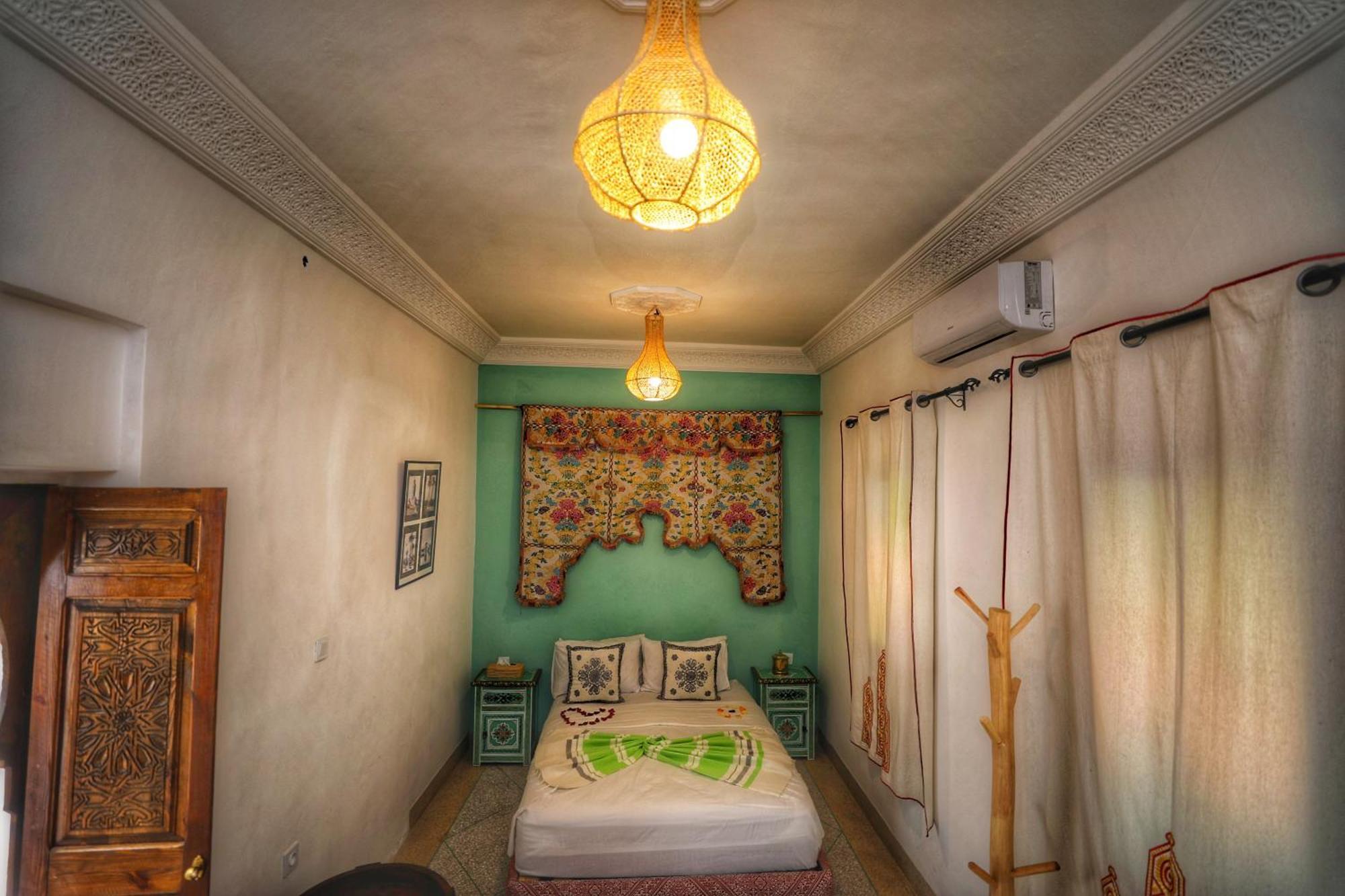 Bed & Breakfast Safran Rouge *