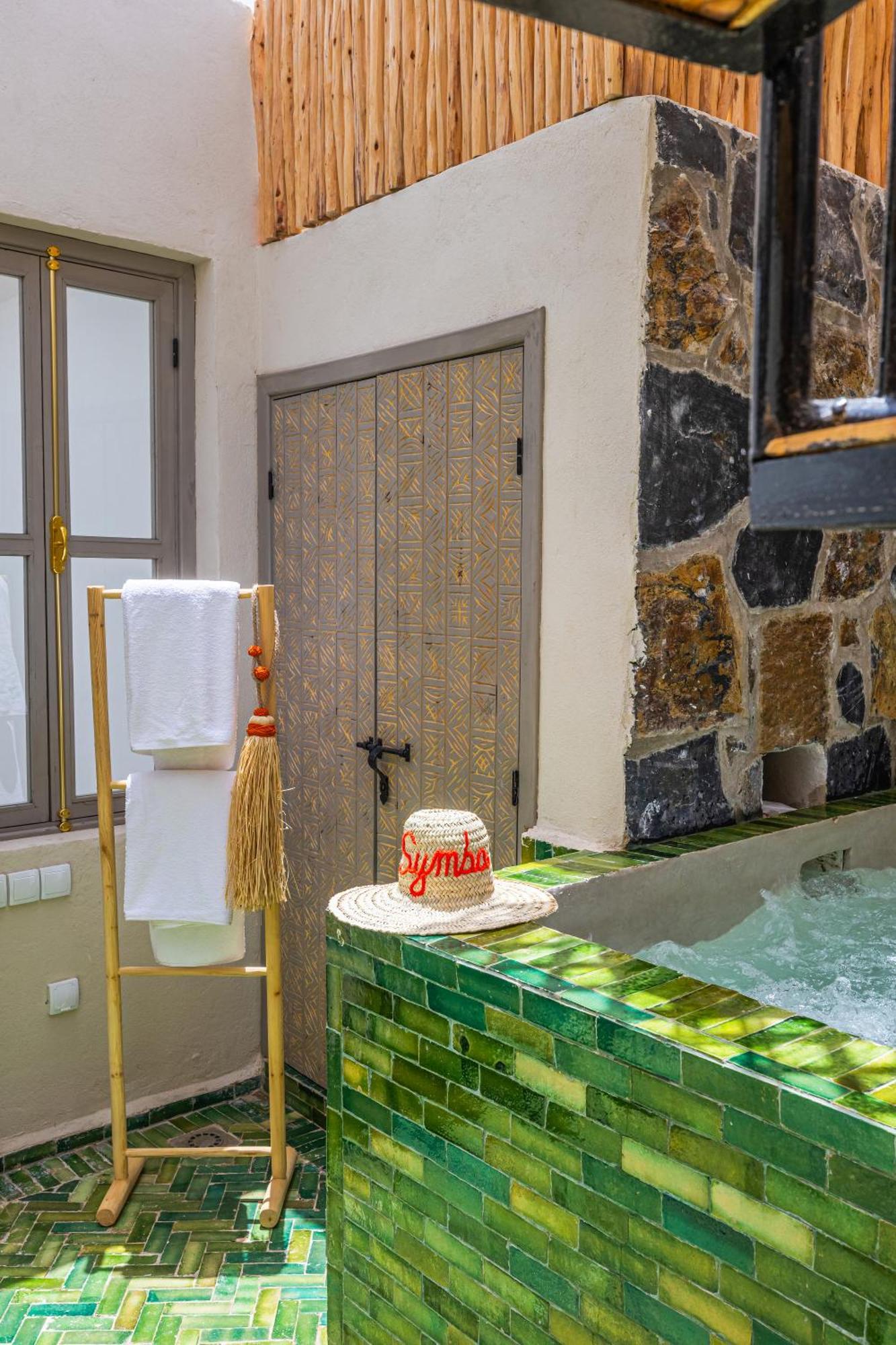 Symba Exclusive&new Pool Breakfast Included *