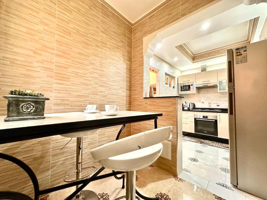 Triplex Spacieux Et Familial Avec Vue Panoramique