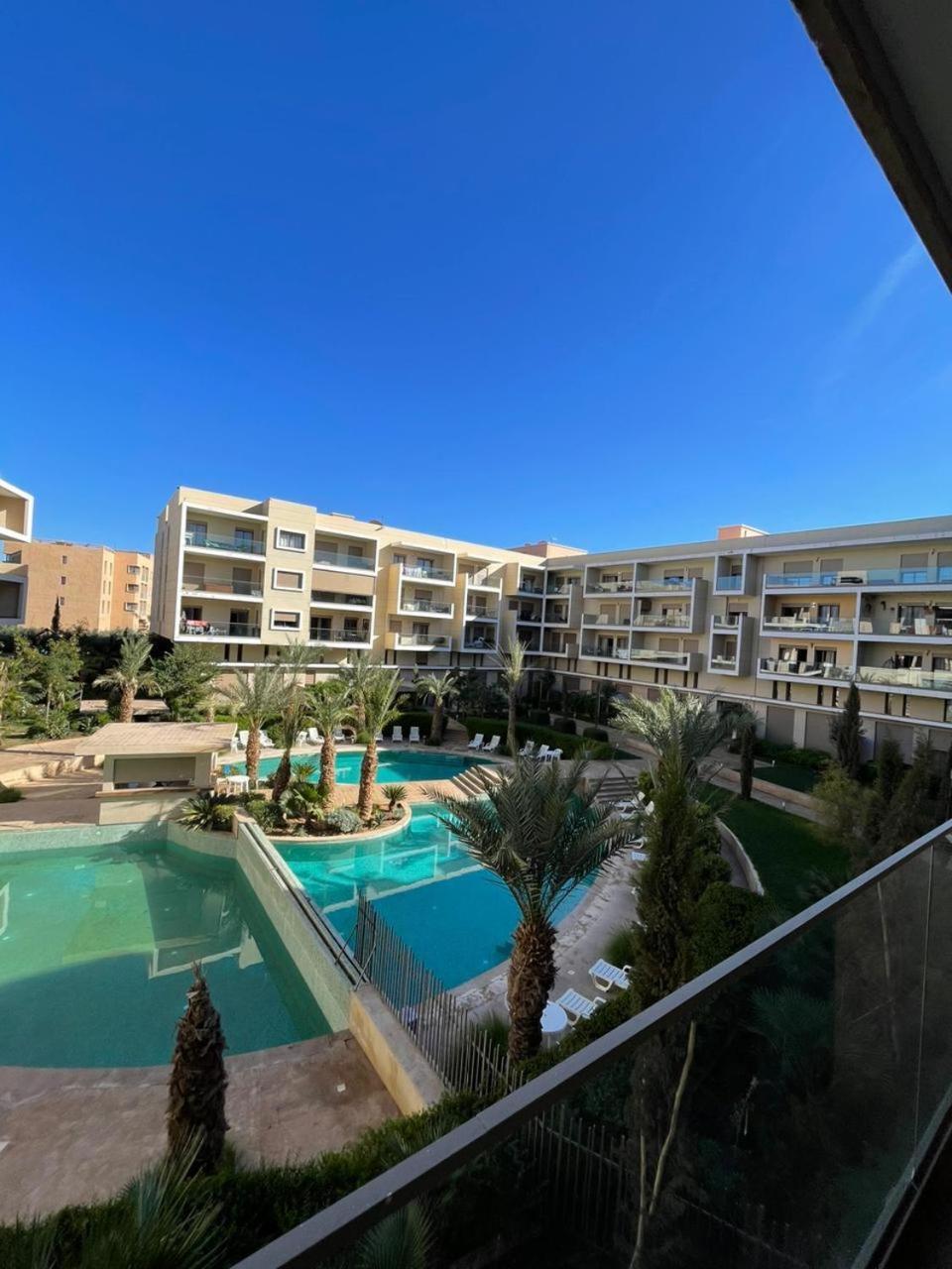 Cosy With Pool View Apartment Marrakesh