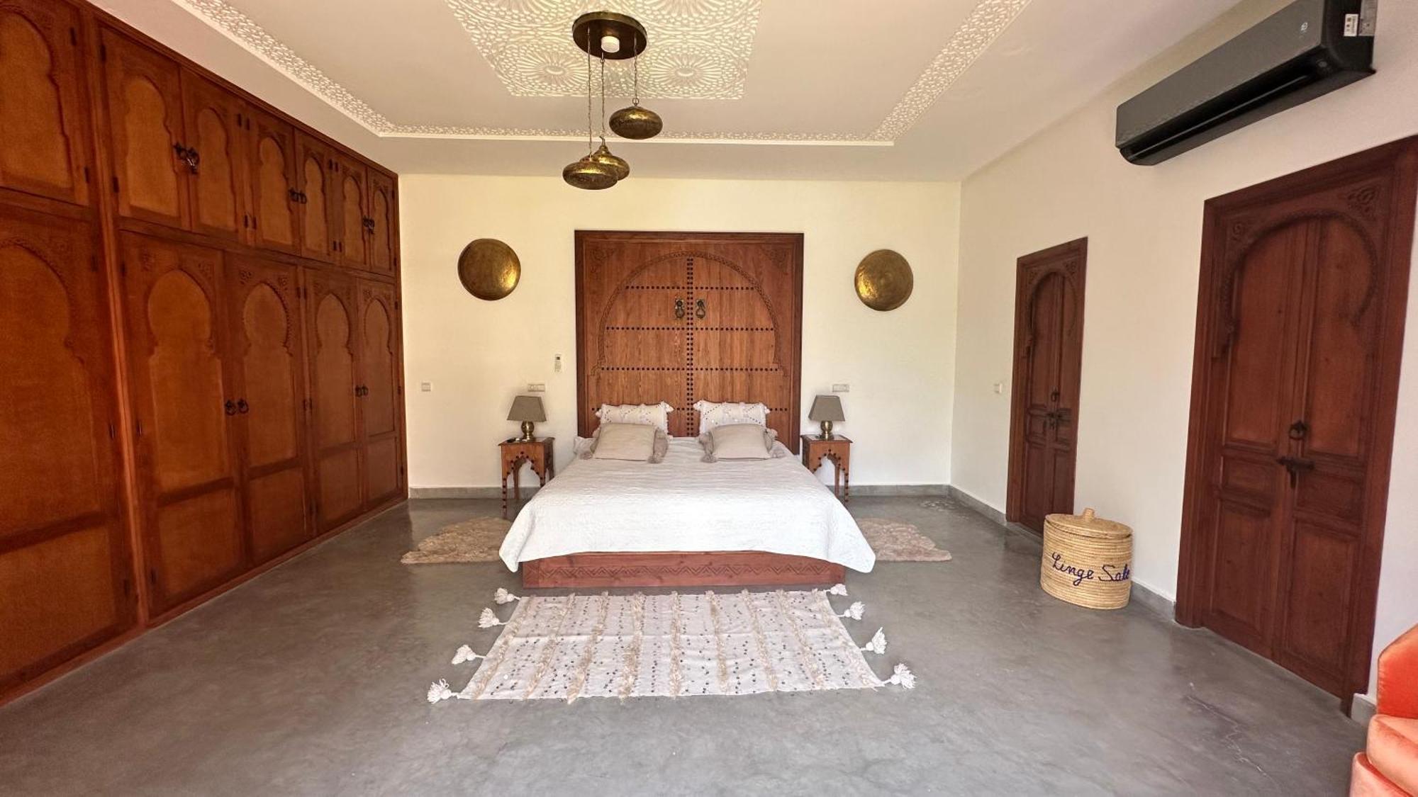 Scil De Luxe 3 Piscine Chauffée Hamam Jacuzzi Extérieur Avec Vue Sur L'atlas 2 Parkings Privé *