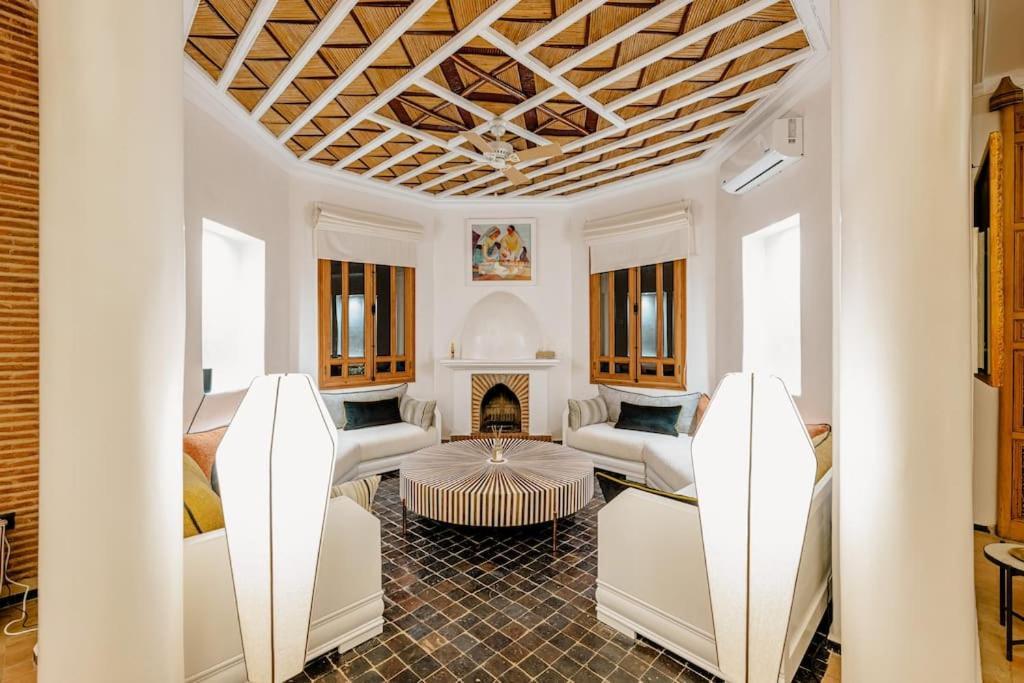 Villa La D'oz Pour 12 Personnes Golf Amelkis