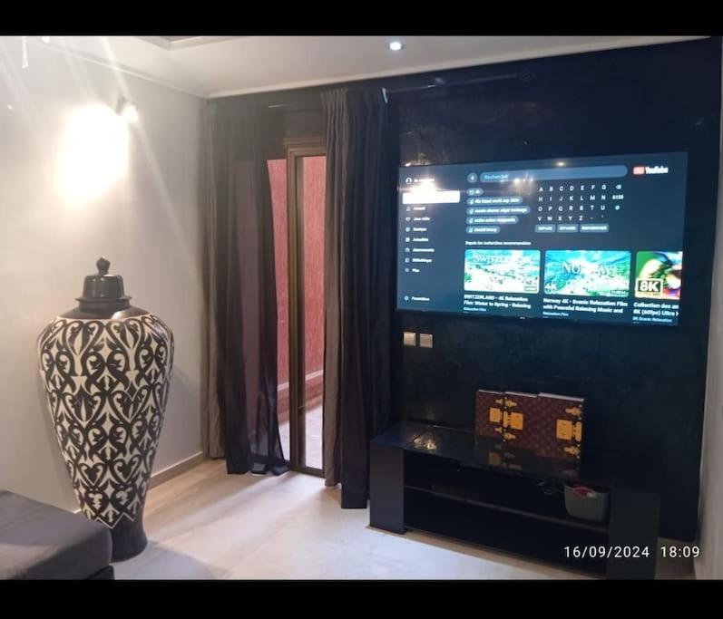 Apartment Chic Et Cosy Deux Avec Piscine *