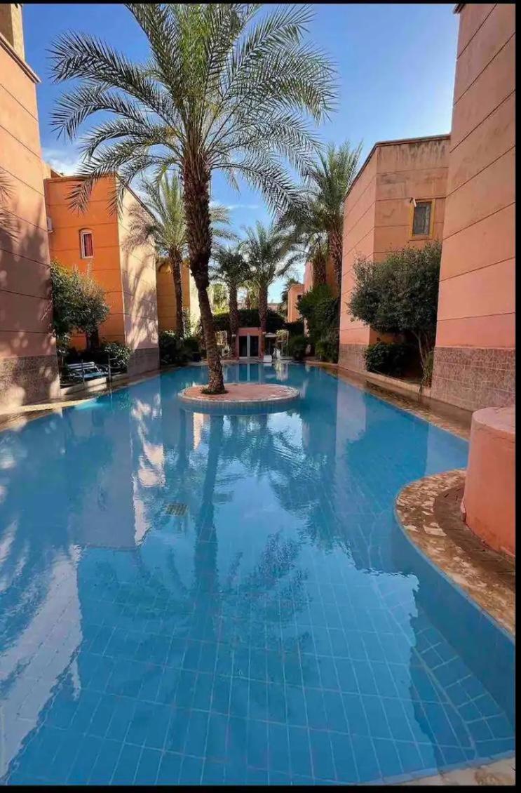 Les Fleurs De Lys De Al Qaria Assiyahia Guest house