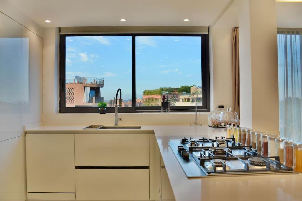 Apartment De Luxe A Marrakech Avec Jacuzzi Piscine Et Vue Panoramique Marrakesh