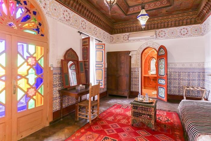 Boutique Almoulouk