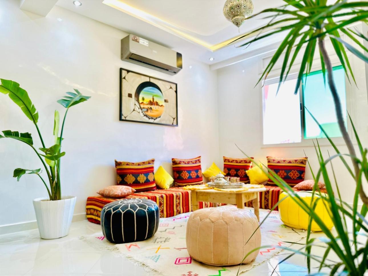 F3 De Luxe A Gueliz - 5 Min De La Gare - Piscine, Wifi, Parking Au Coeur De Marrakech