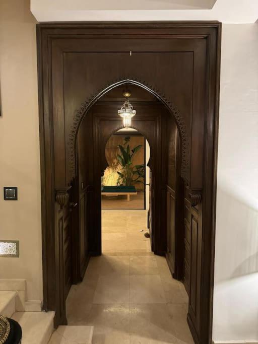 Charmante Bd M6 Centre A 5mn *