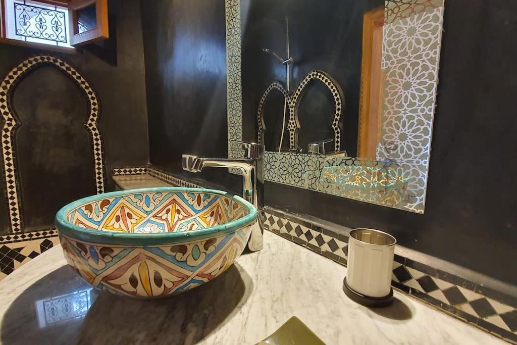 Laklak Nouvelle 400m2 Mit Pool In Der Medina *
