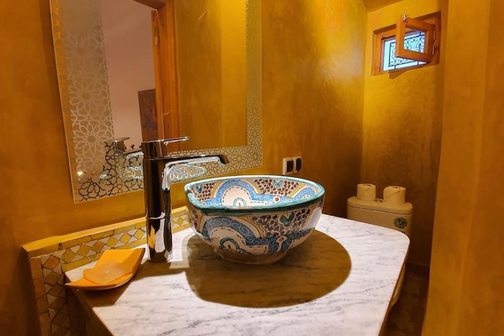 Laklak Nouvelle 400m2 Mit Pool In Der Medina Marrakesh