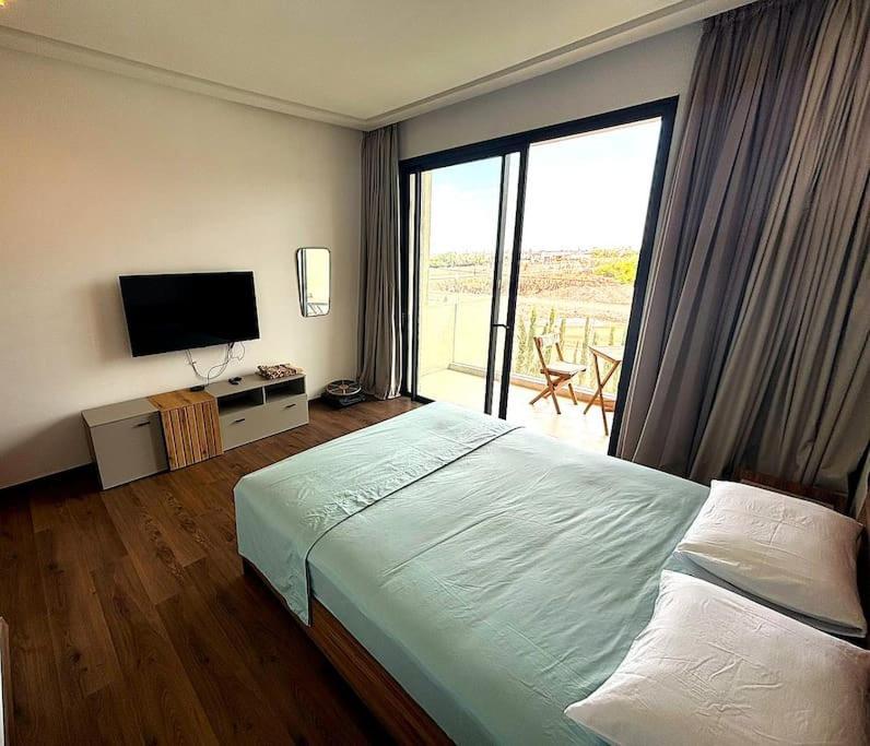 Luxe Secure Golf Villa Marrakesh