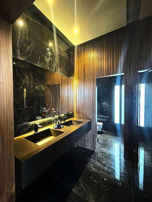 Villa Luxe Secure Golf
