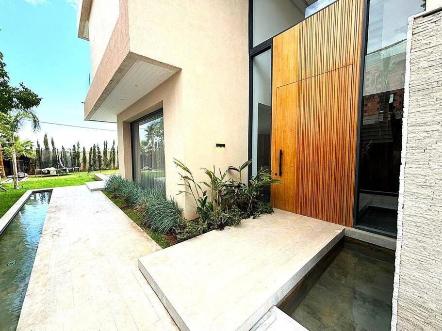 Luxe Secure Golf Villa Marrakesh