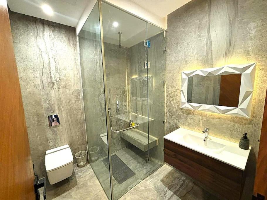 Luxe Secure Golf Villa