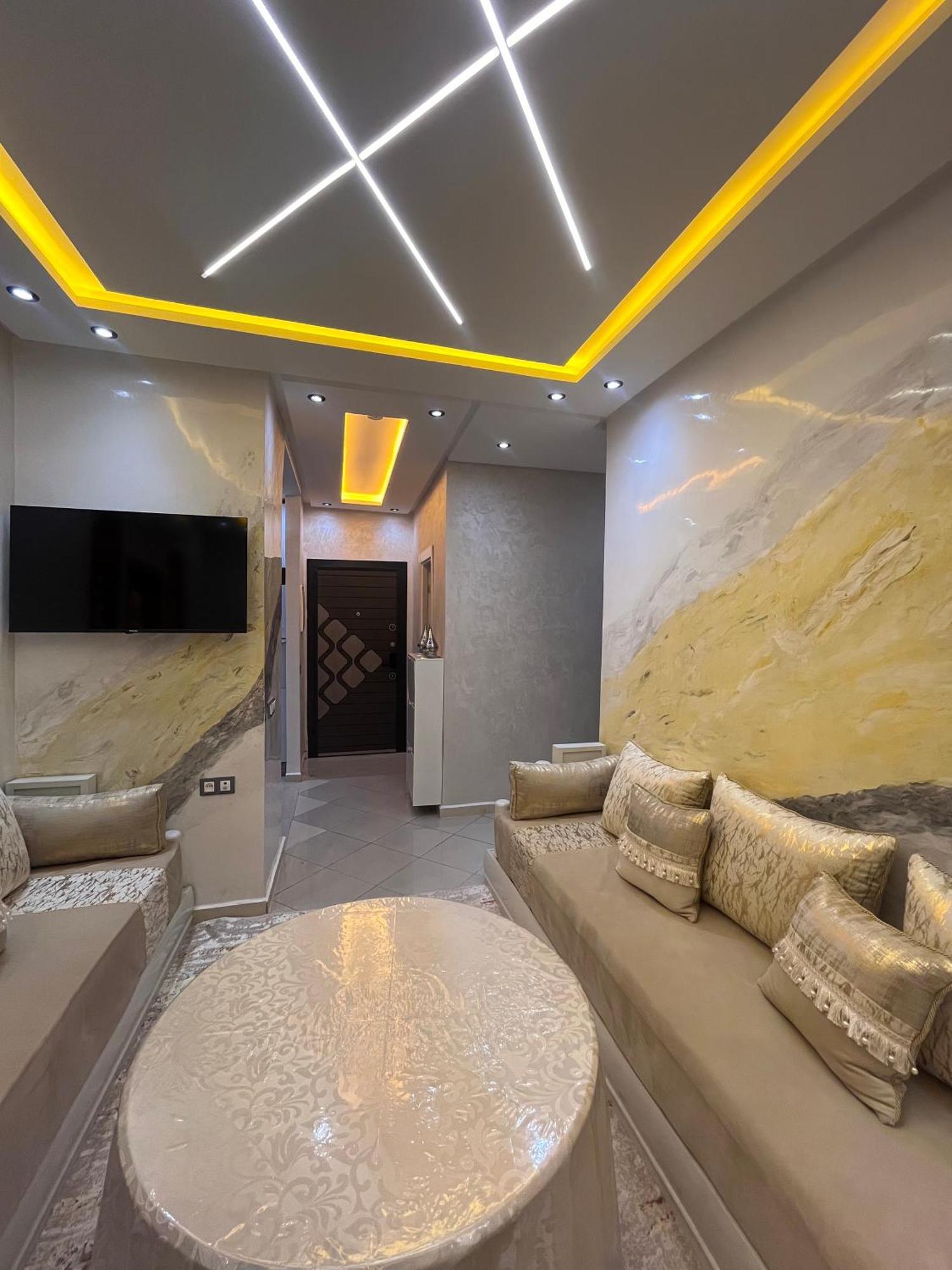 Renove Avec Style Et Parking Surveille Apartment Marrakesh