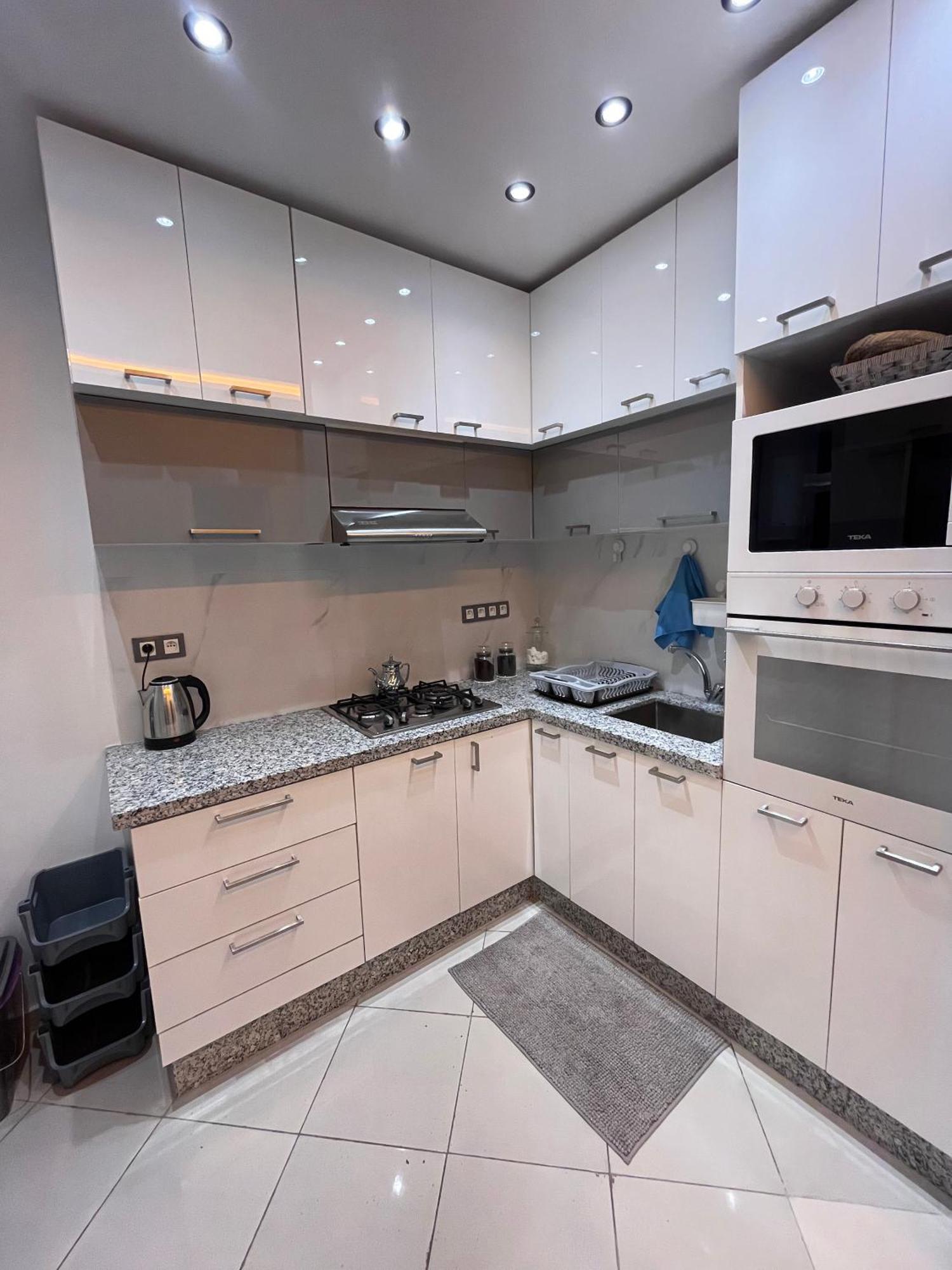 Renove Avec Style Et Parking Surveille Apartment