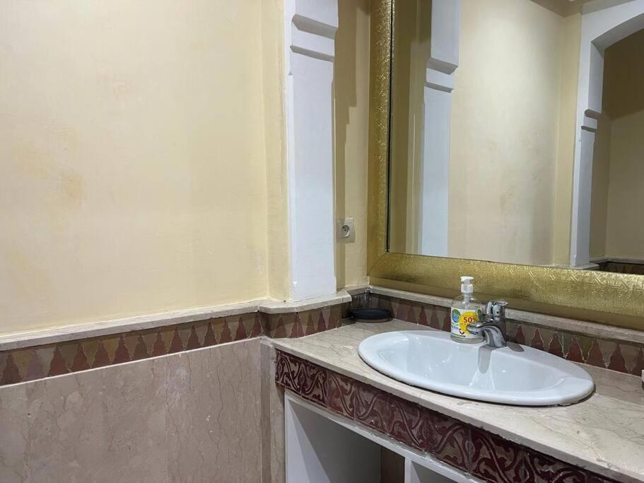Bel Meuble Avec Piscine, L'hivernage A Marrakech Appartement Marrakesh