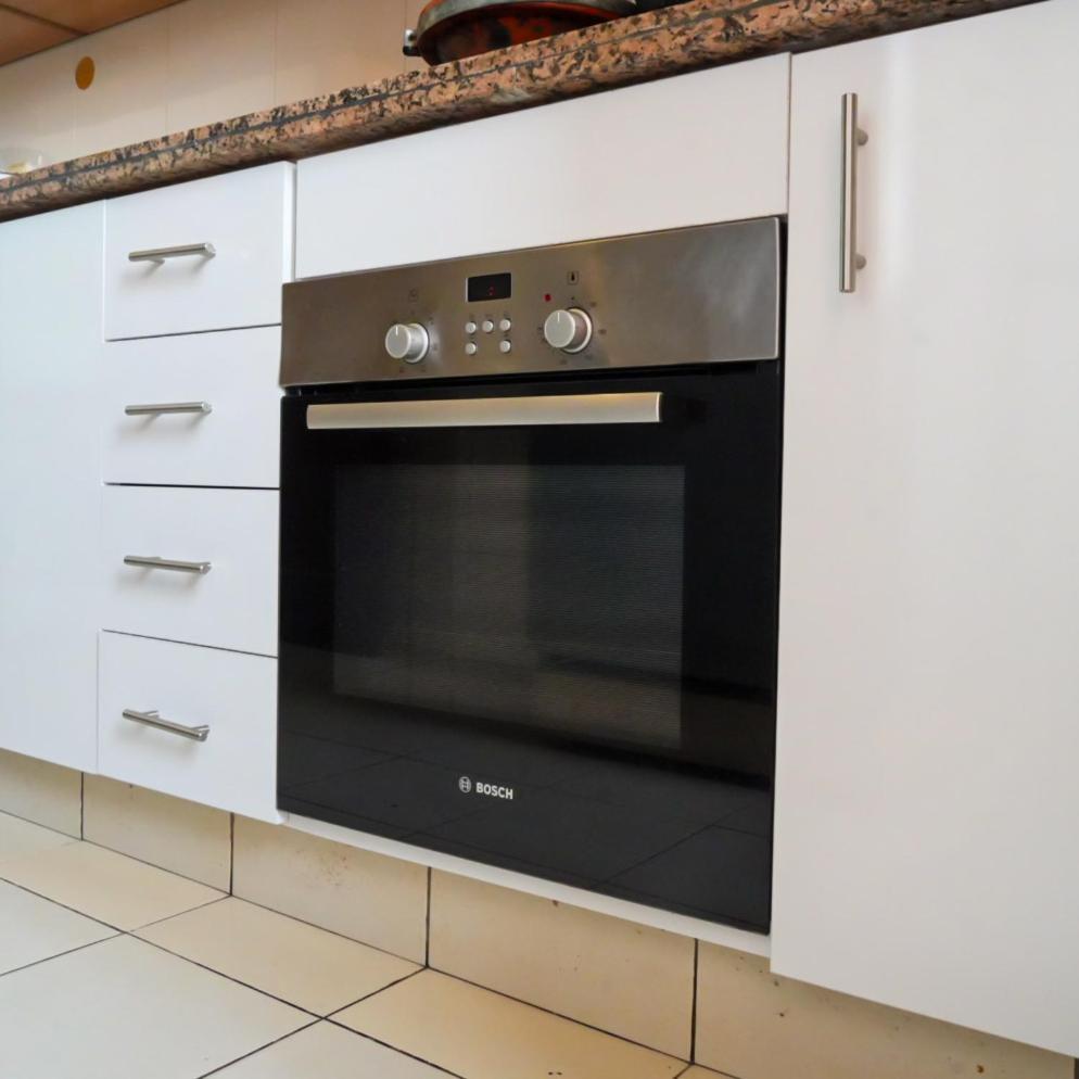 Apartment Stylish Moroccan Near Majorelle Garden, Wi-fi, Free Airport Shuttle *