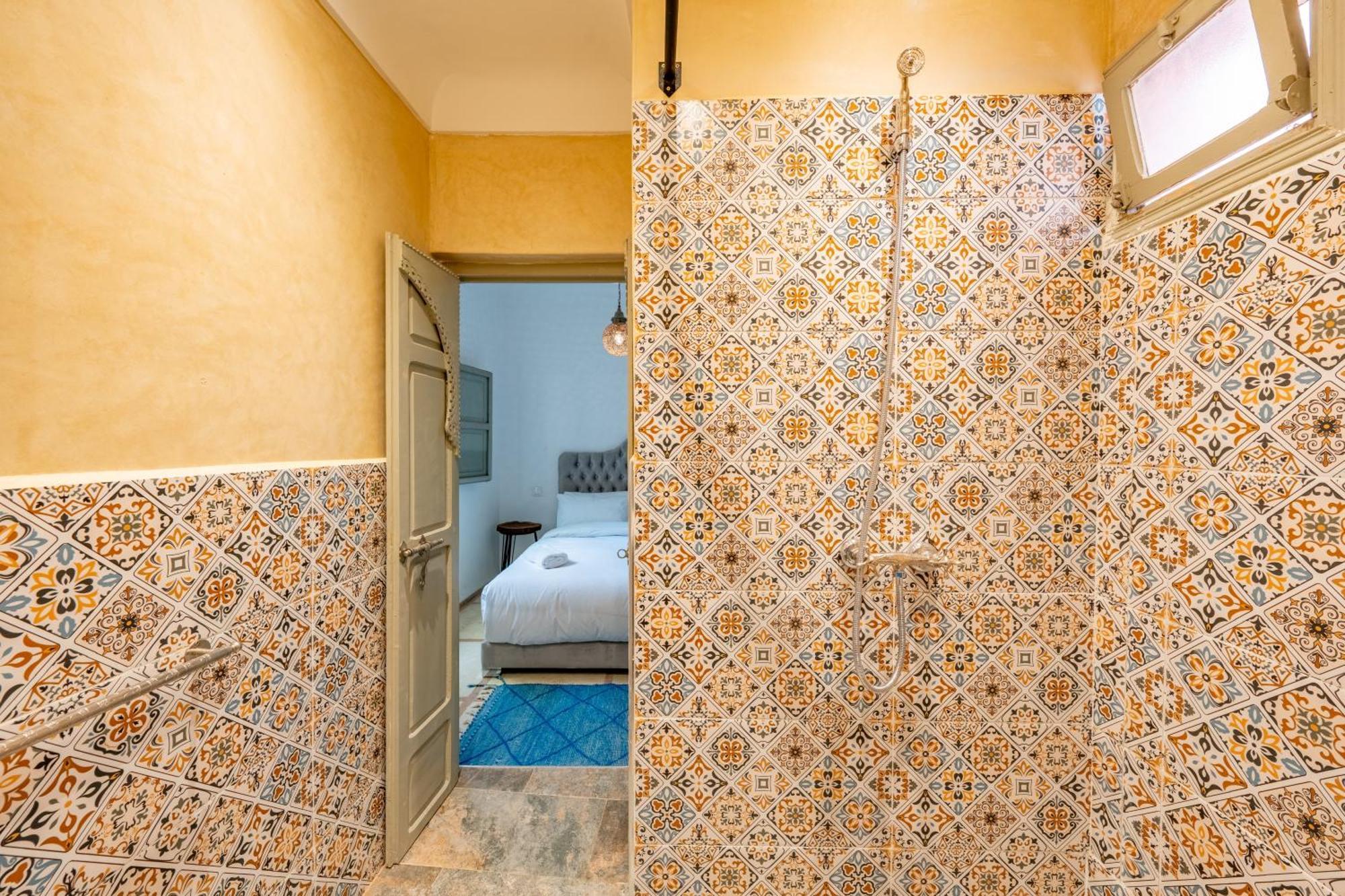 Riad Aouzal Exclusif-breakfast-pool Holiday home
