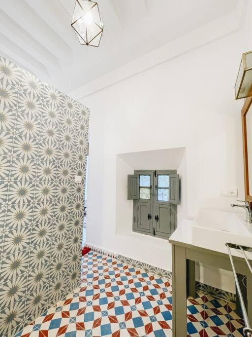 Hébergement de vacances Dar Cidi 100m2 In Der Medina Mit Terrasse