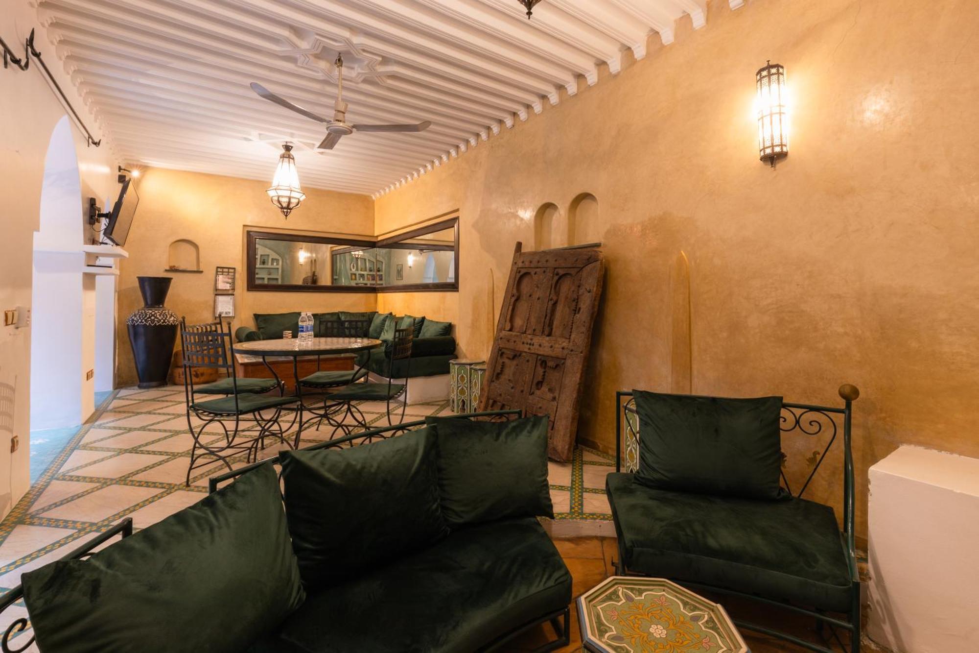 Aicha Marrakech Riad