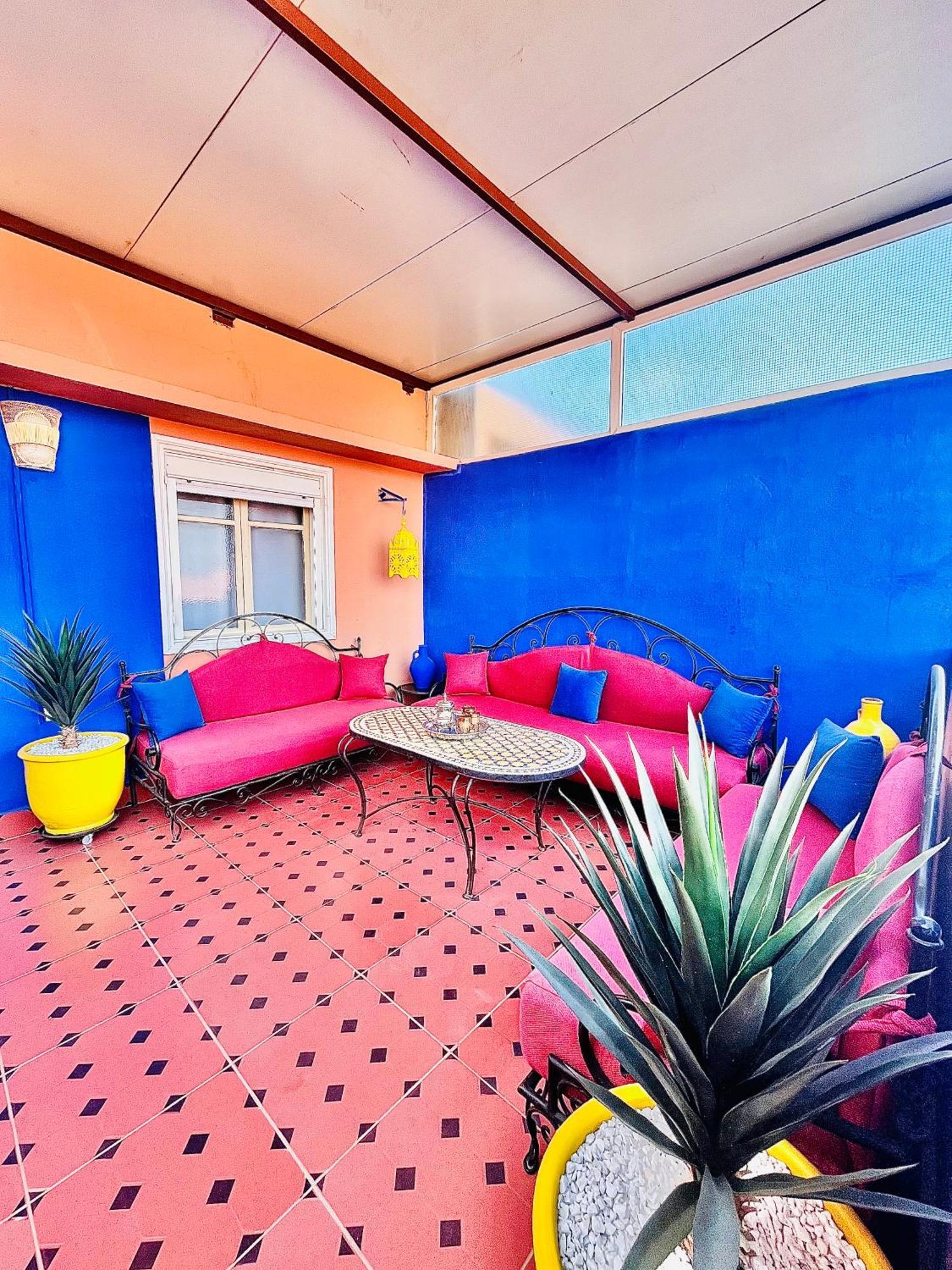 With Private Terrace&parking Avec Jolie Terrasse Privée Et Parking Apartamento Marrakesh