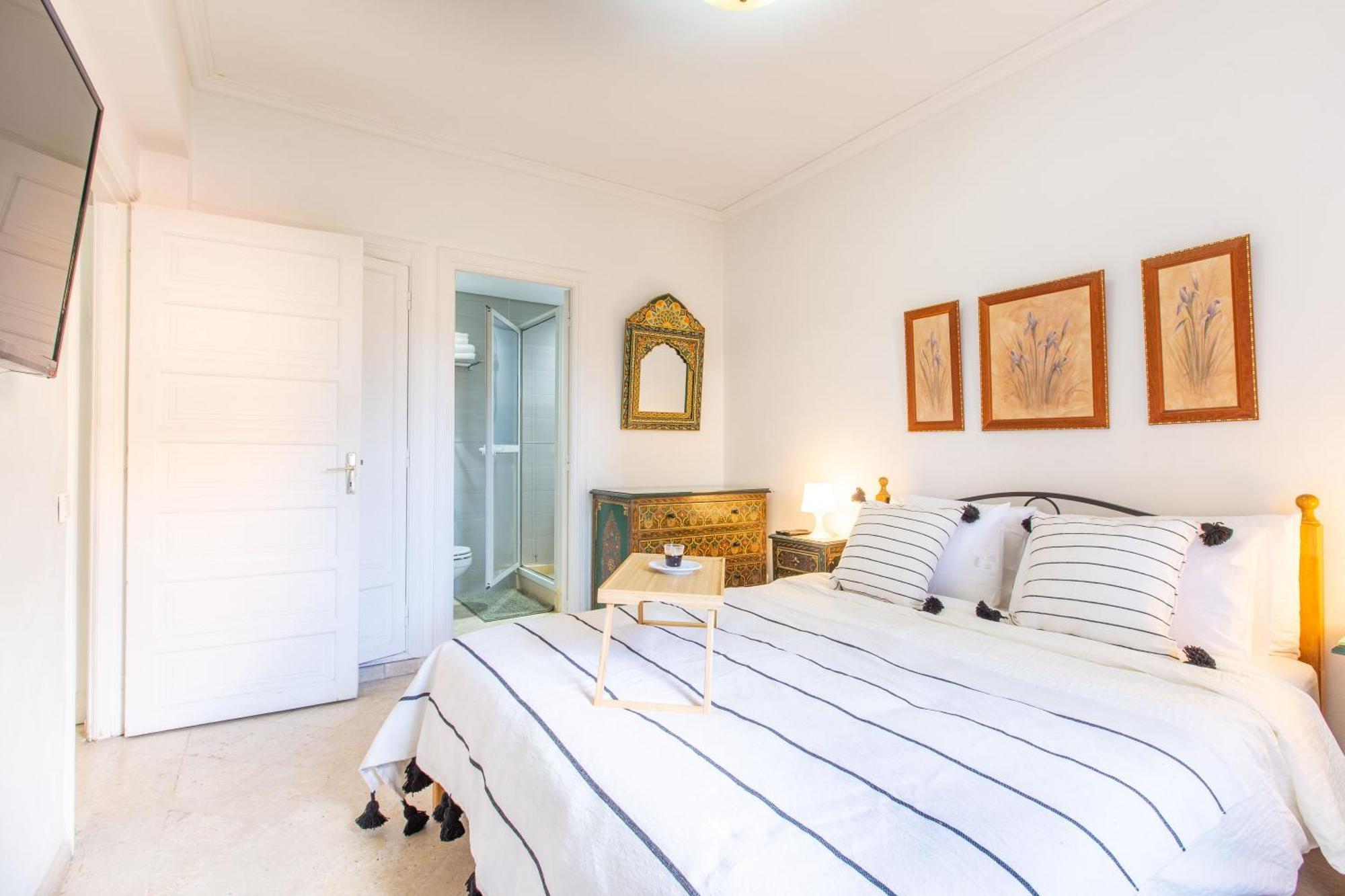 Romantic Retreat Next To M Avenue