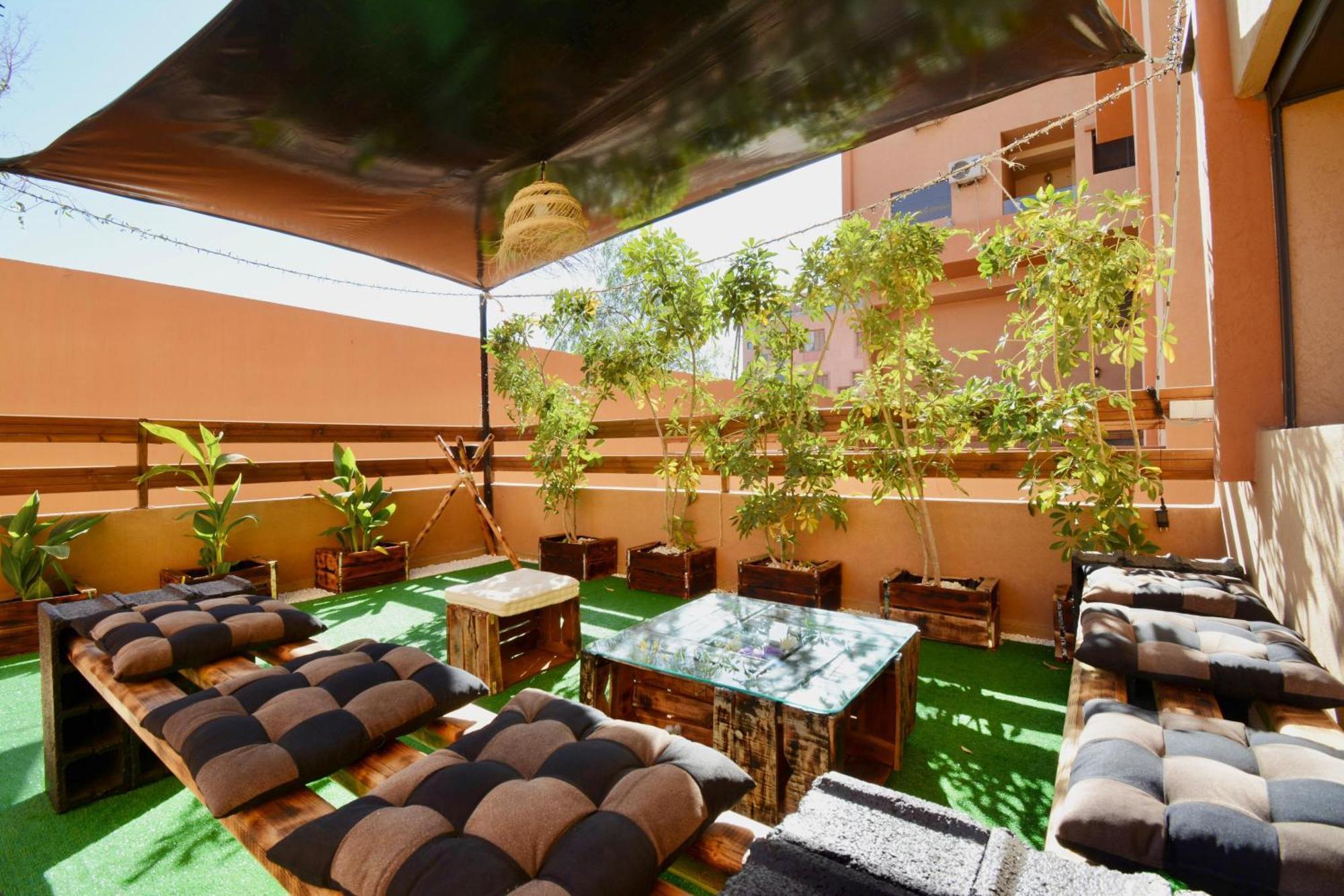 Apartment New Duplex- M Avenue , Swimming Pool , Fibre Optique Wifi , Parking , Gueliz Centre