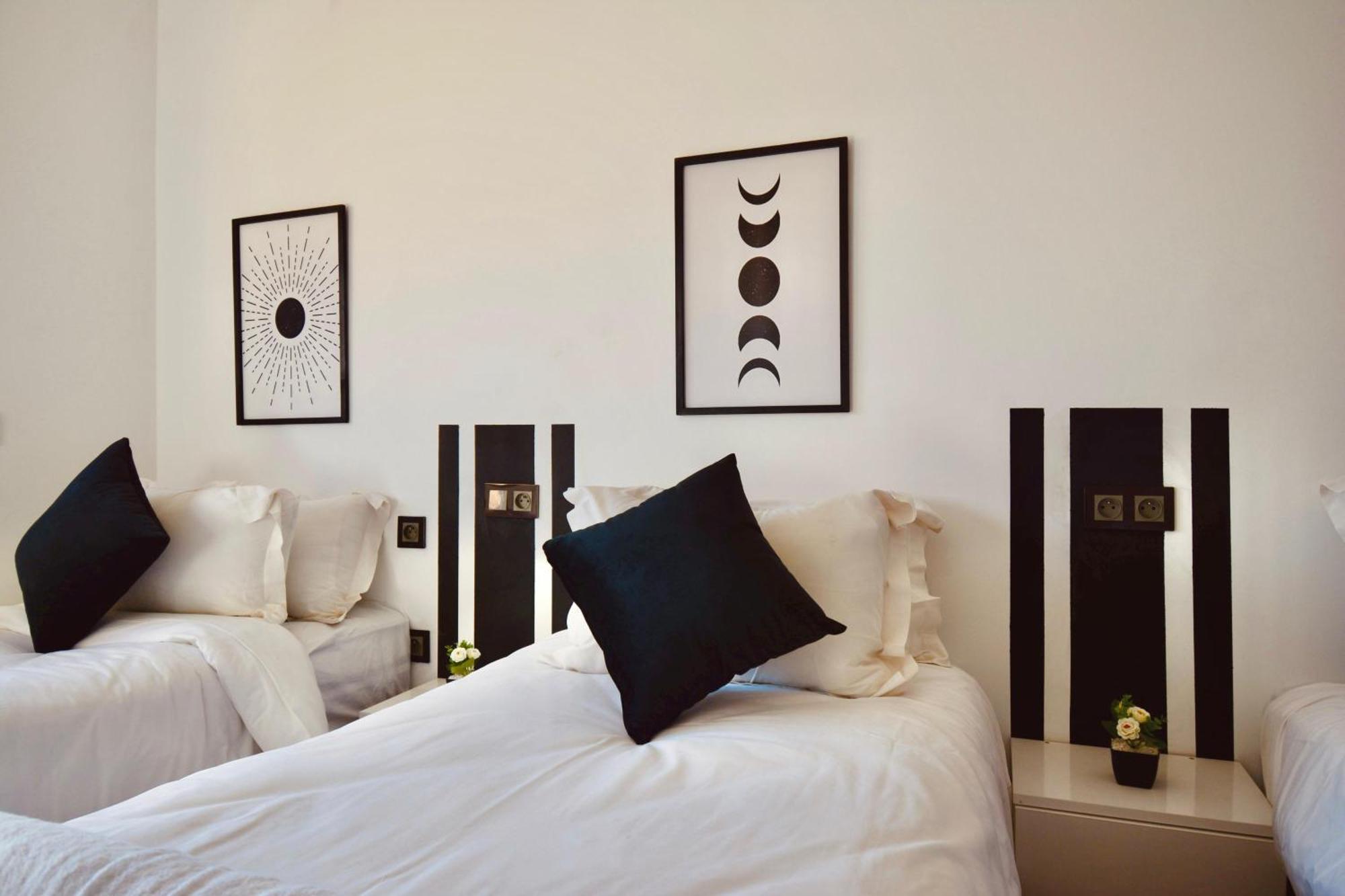 Apartment New Duplex- M Avenue , Swimming Pool , Fibre Optique Wifi , Parking , Gueliz Centre *