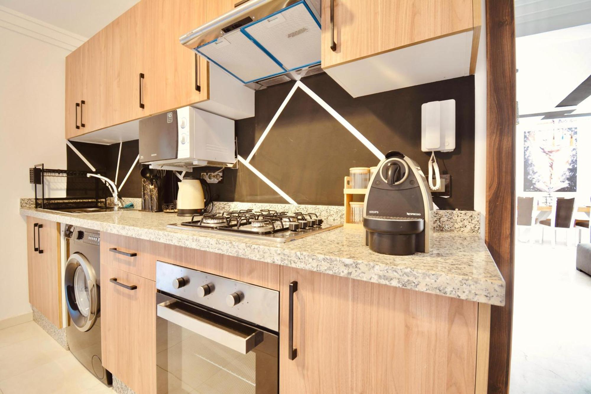 New Duplex- M Avenue , Swimming Pool , Fibre Optique Wifi , Parking , Gueliz Centre *