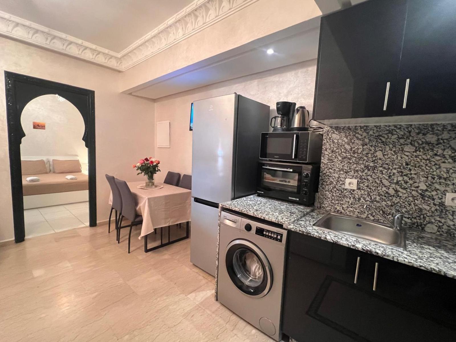 Miramas 1 Appartement *