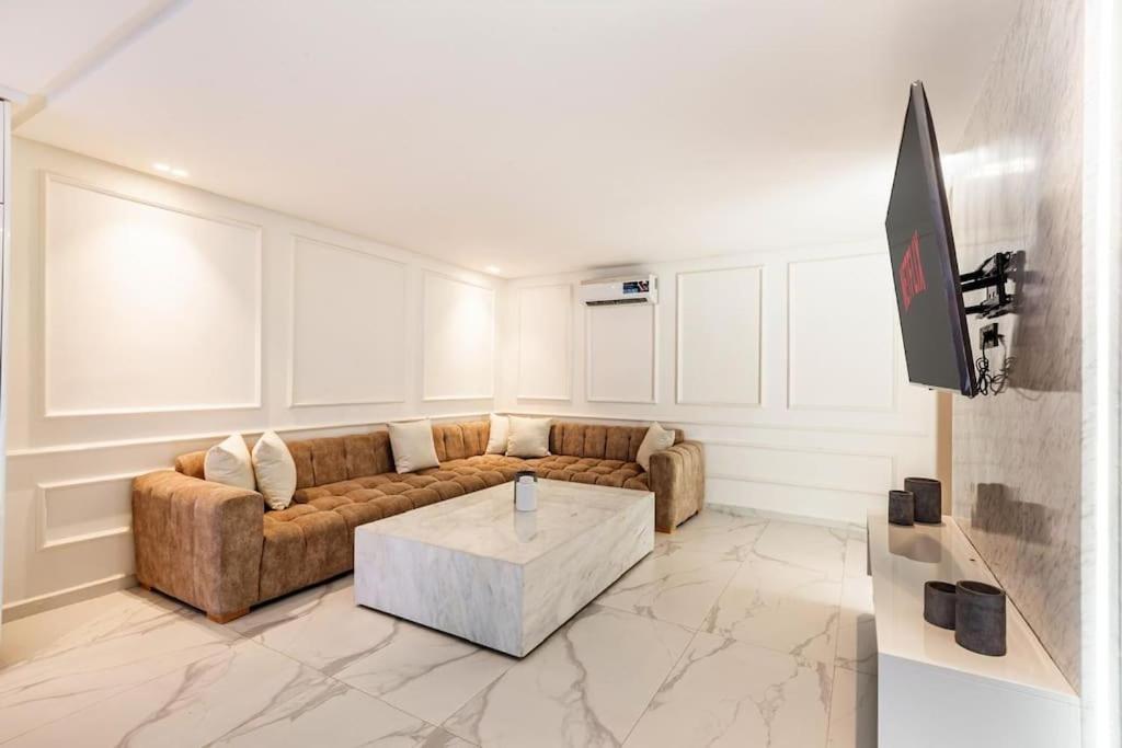 New Duplex Standing A Victor Hugo, Gueliz * Marrakesh