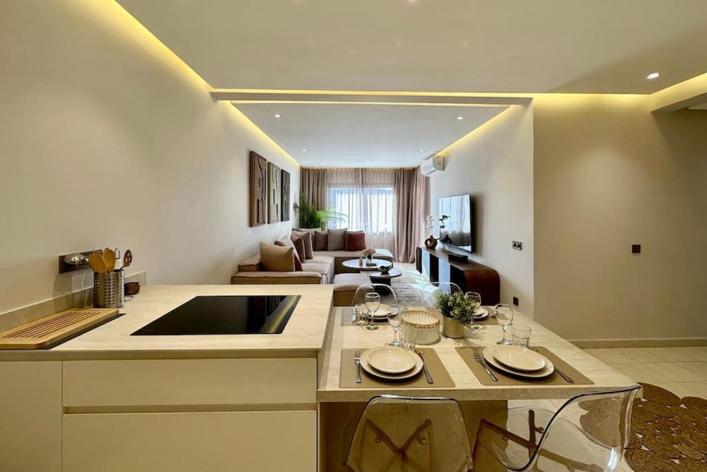 Gueliz With Pool And Terrace Apartment