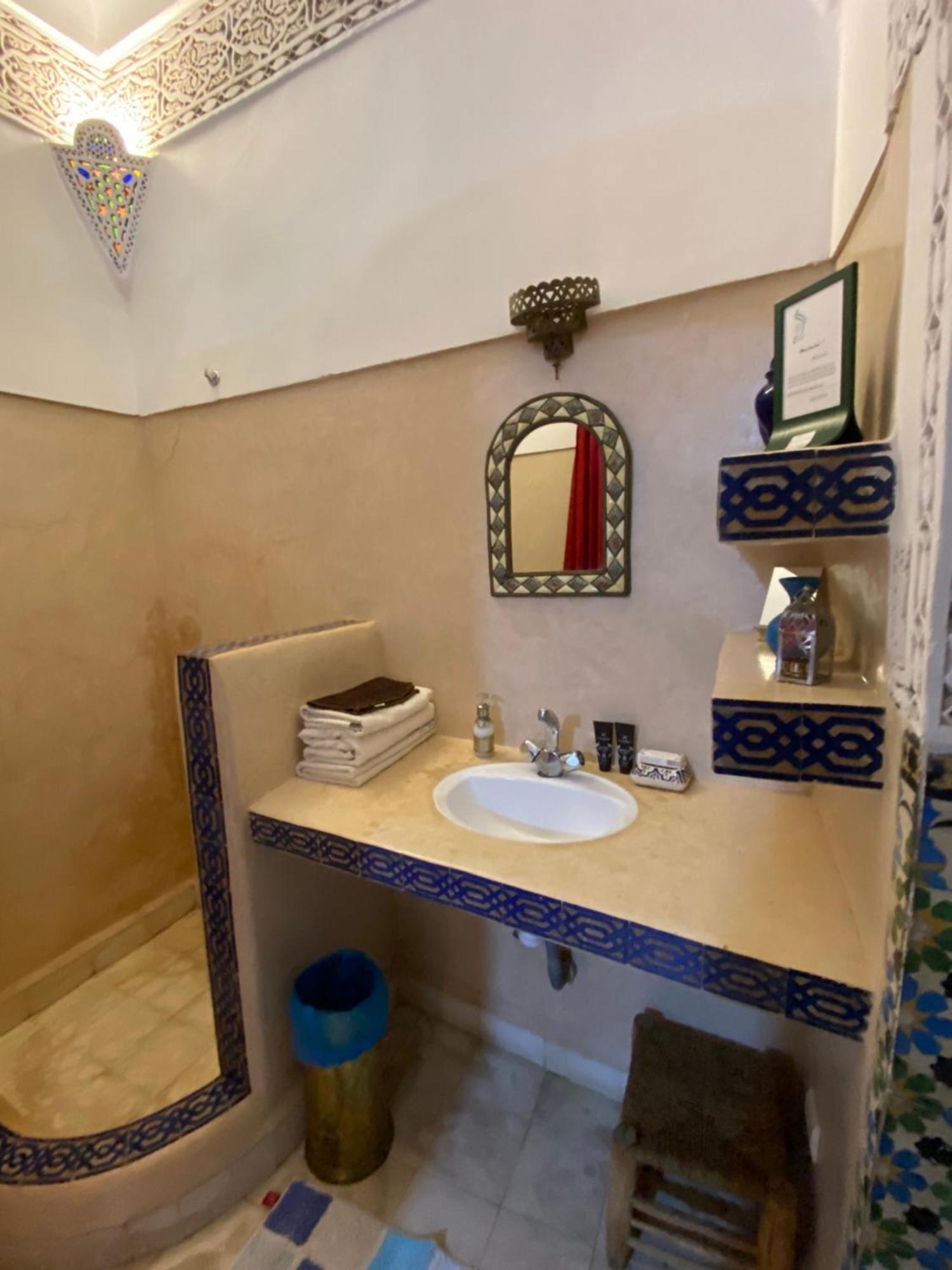 Riad Dar Sarah-mouassine-marrakech, Authentique Idealement Situe Marrakesh