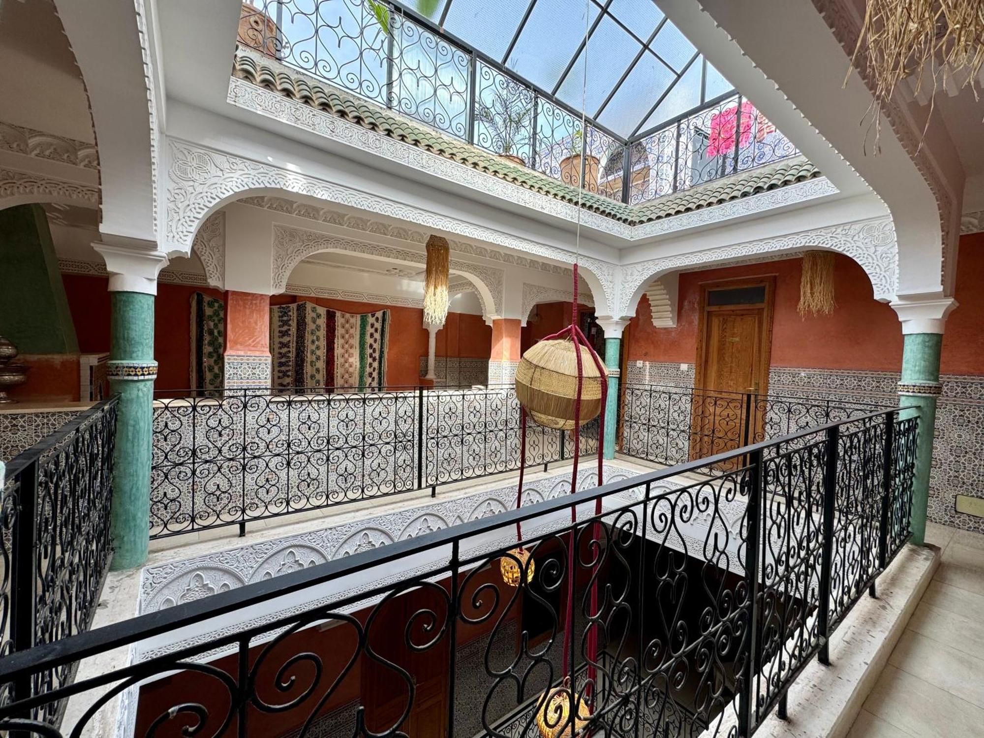 Riad Flottement Des Songes *