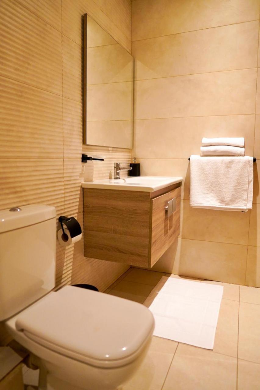 2 Salon A Cote De Carre Eden Perles3 Apartment