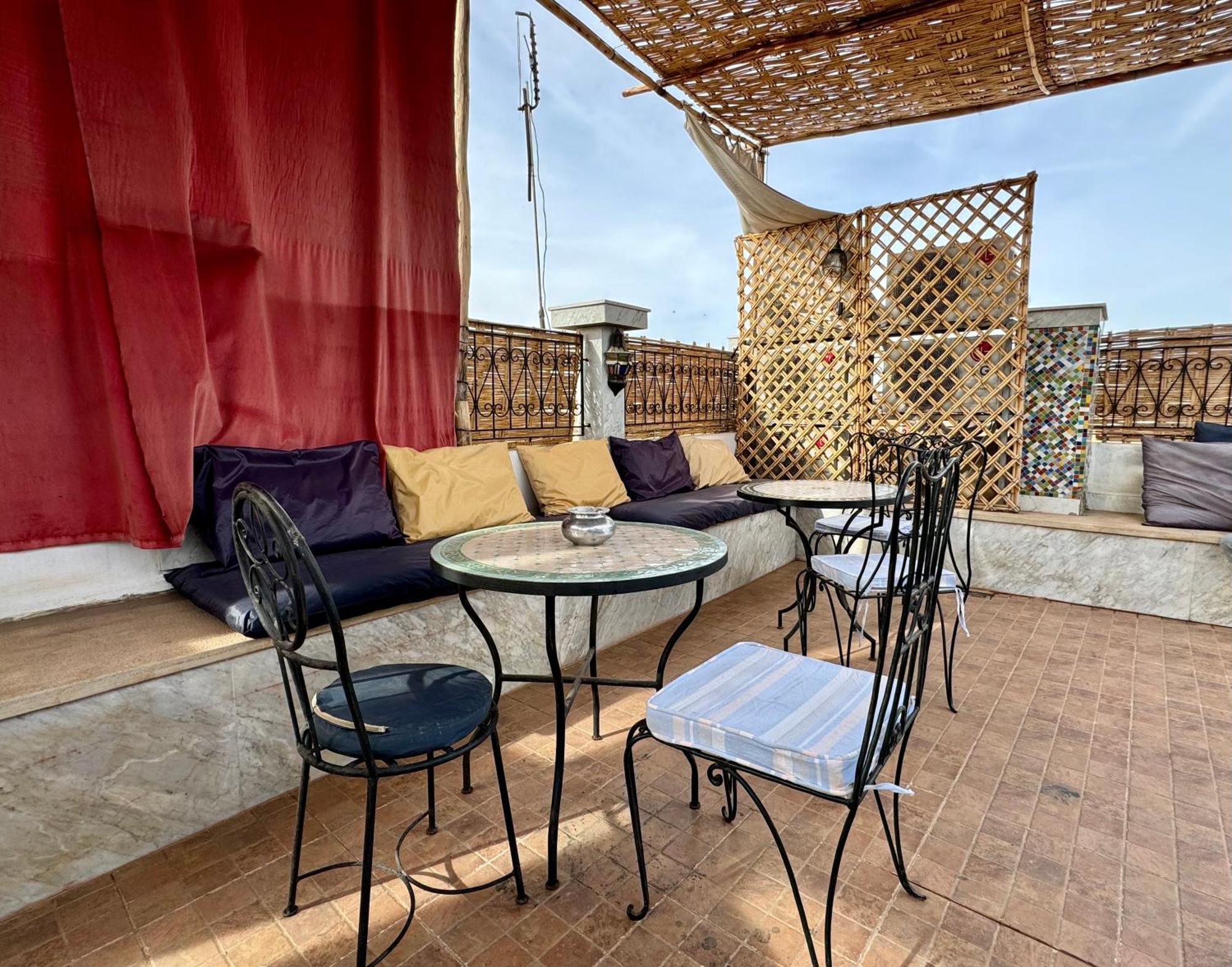 Flottement Des Songes Riad