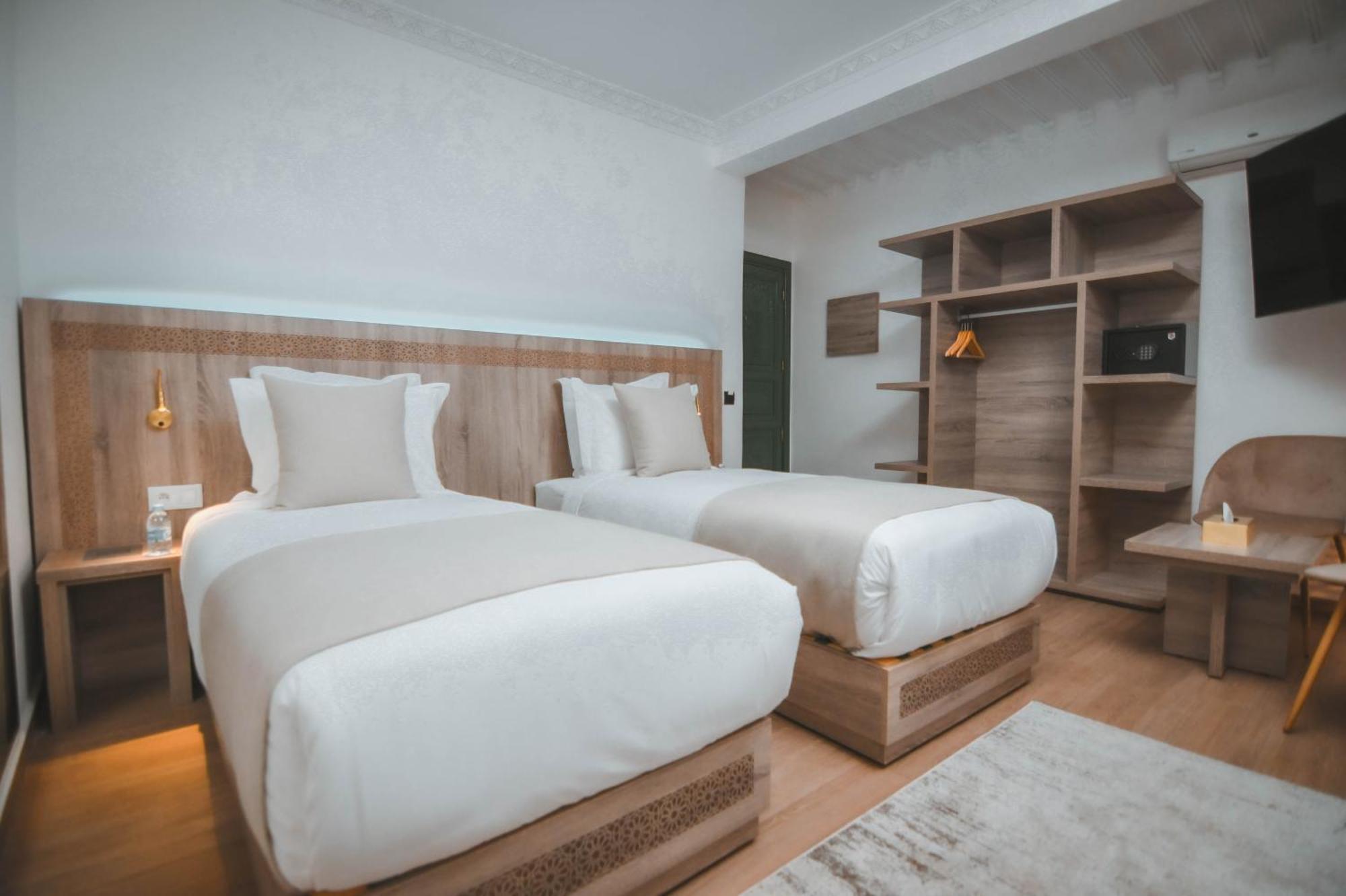 555 Clubbing Adults Only Hotel