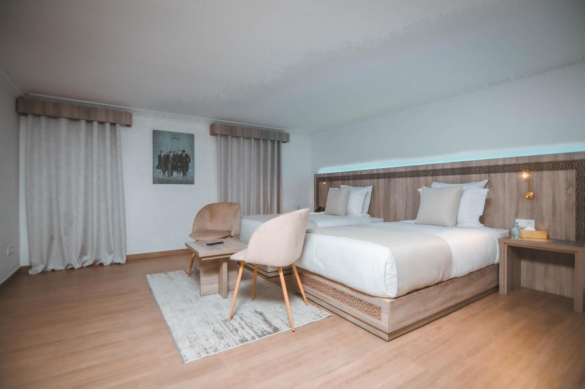 555 Clubbing Adults Only Hotel