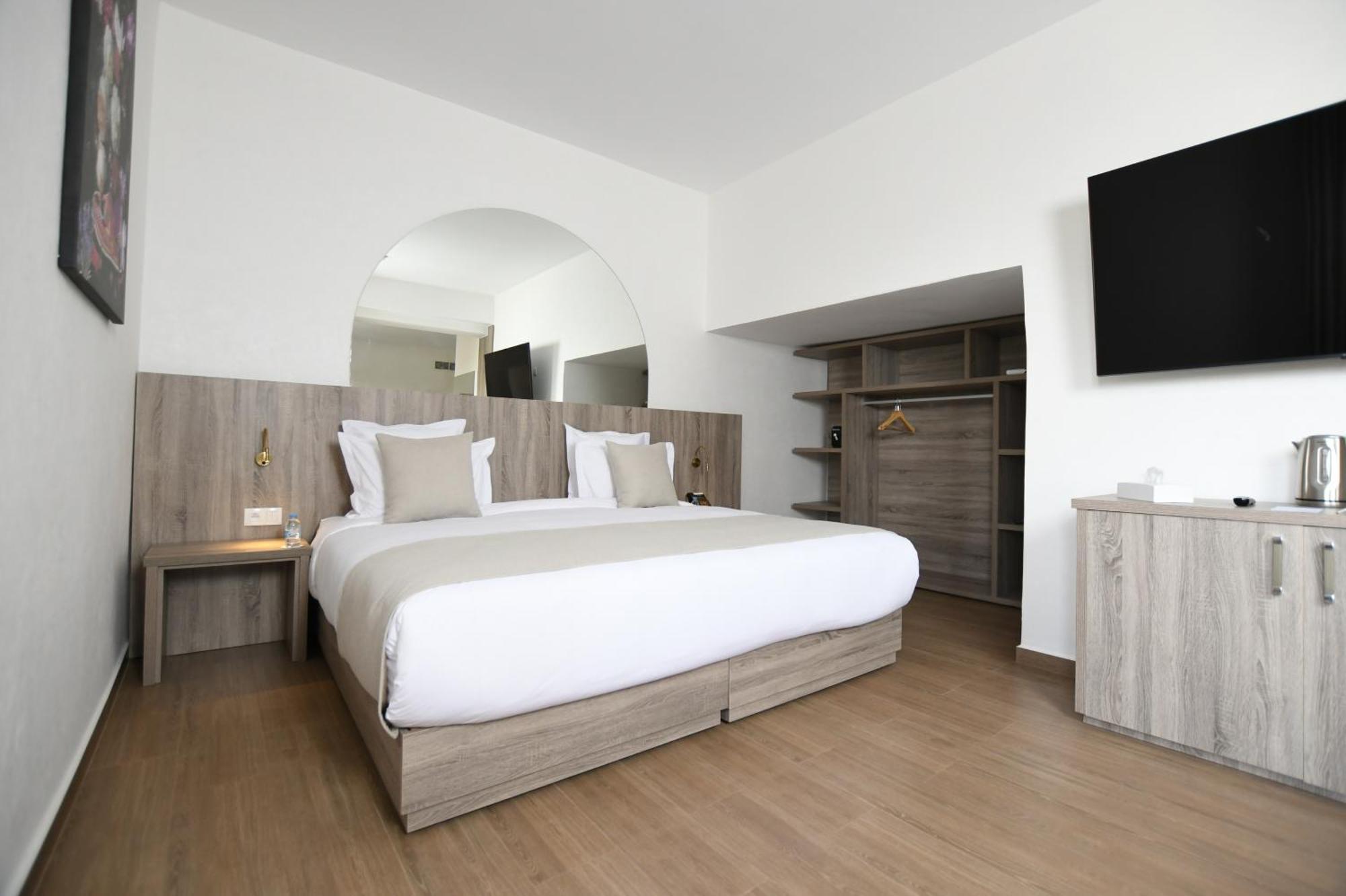 Hotel 555 Clubbing Adults Only
