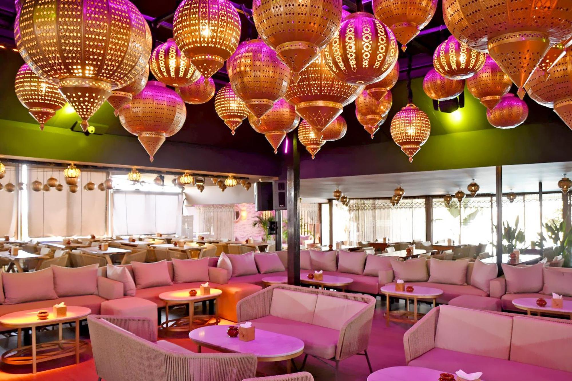 Hotel 555 Clubbing Adults Only