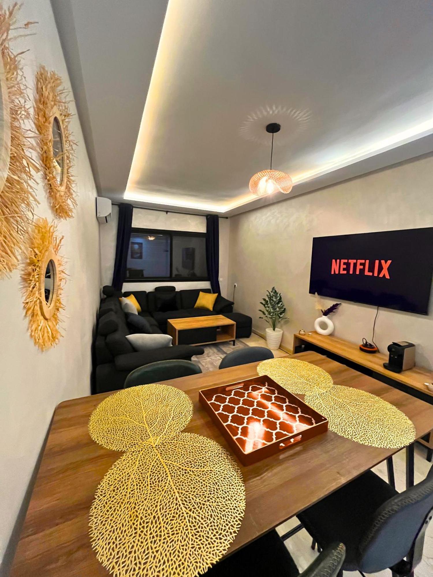 Le Modern Et Avec Piscine Et Parking Prive Apartamento Marraquexe