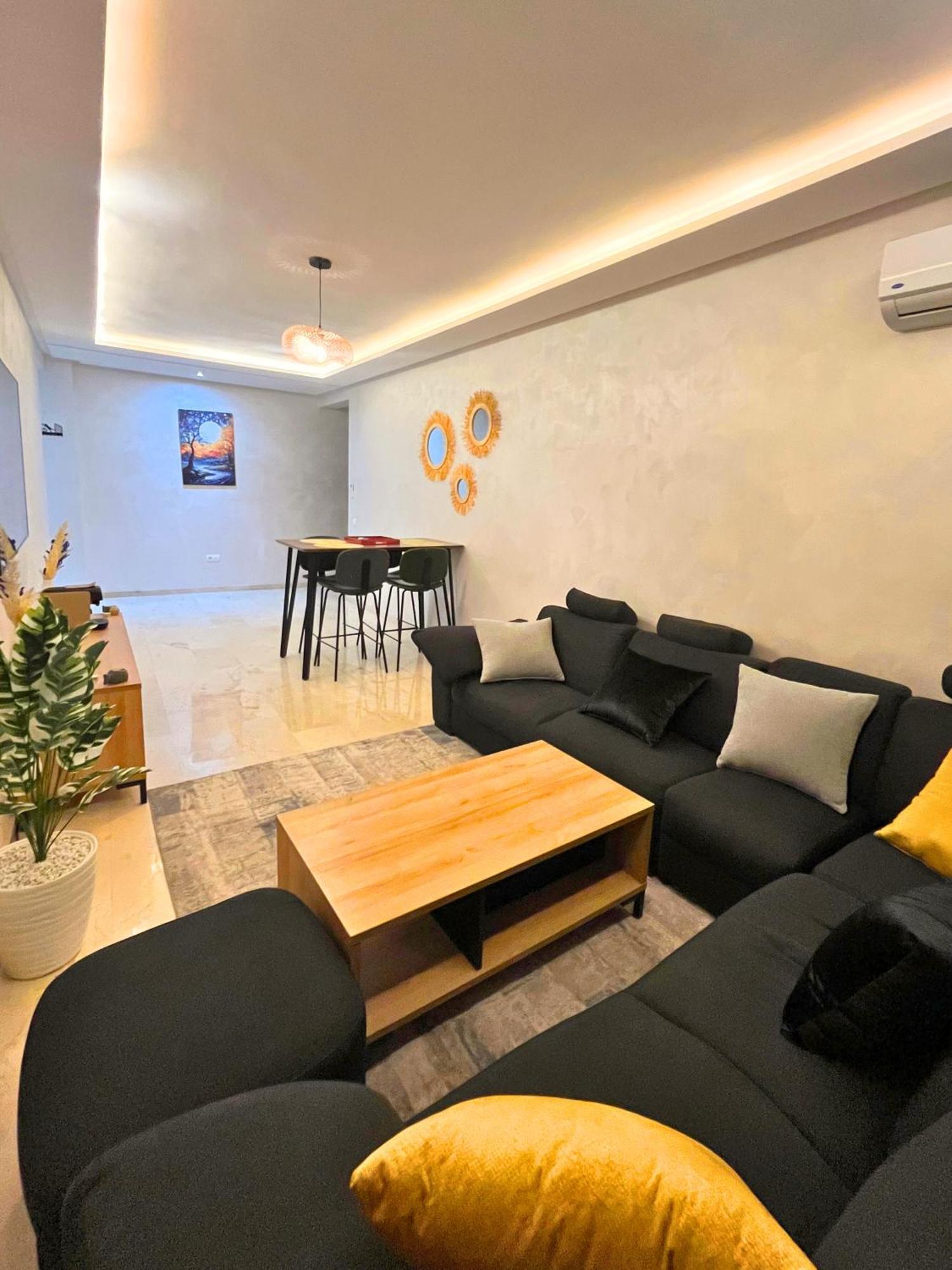 Le Modern Et Avec Piscine Et Parking Prive Apartamento Marraquexe