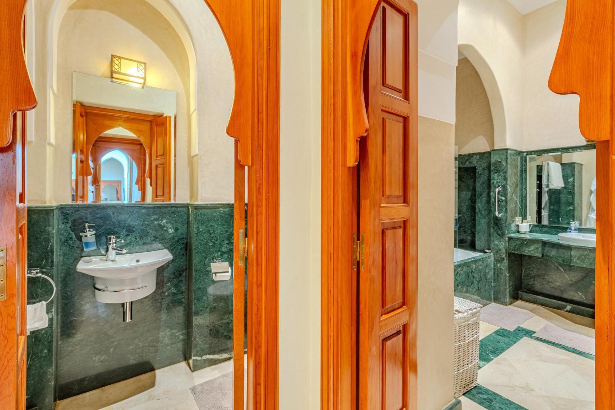 Authentique Front Golf Villa