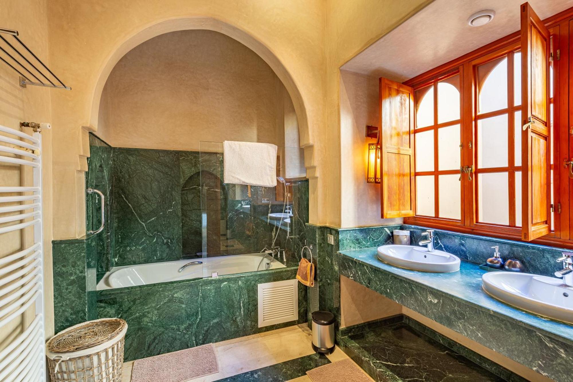 Authentique Front Golf Villa *