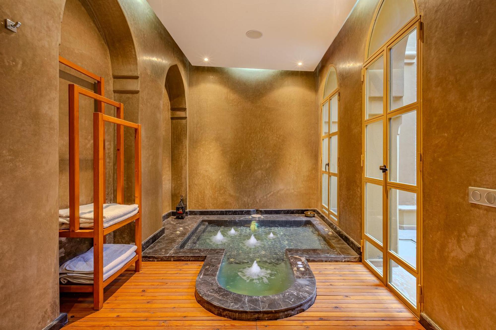 Villa Authentique Front Golf