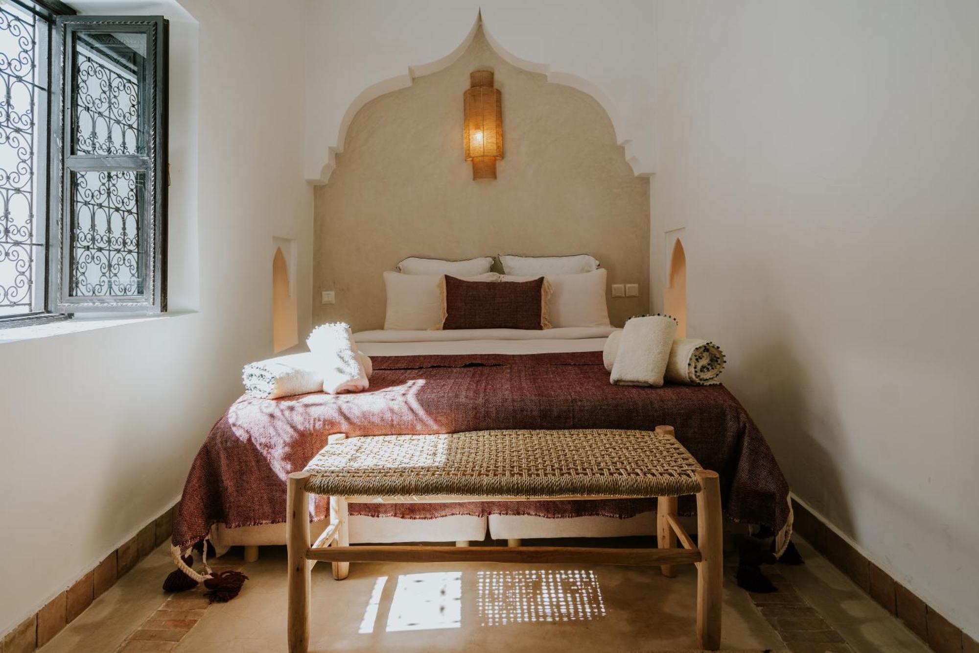 Nanou - Private With Pool & Rooftop Villa *